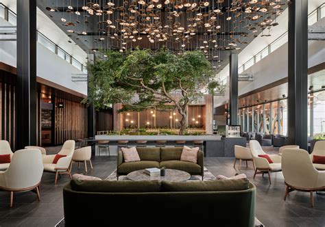 athens airport centurion lounge